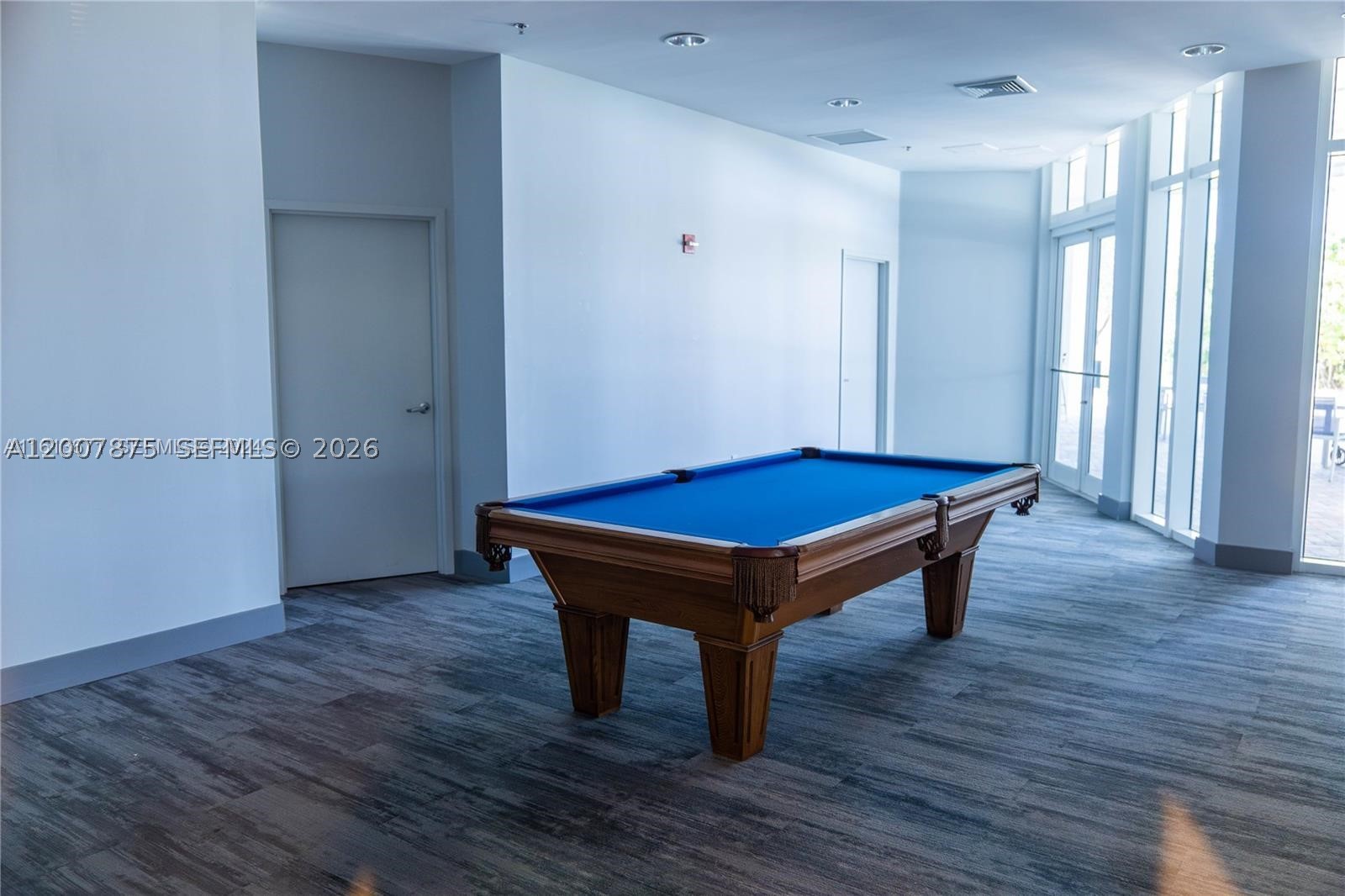 6515 Collins Ave #1609, Miami Beach FL 33141