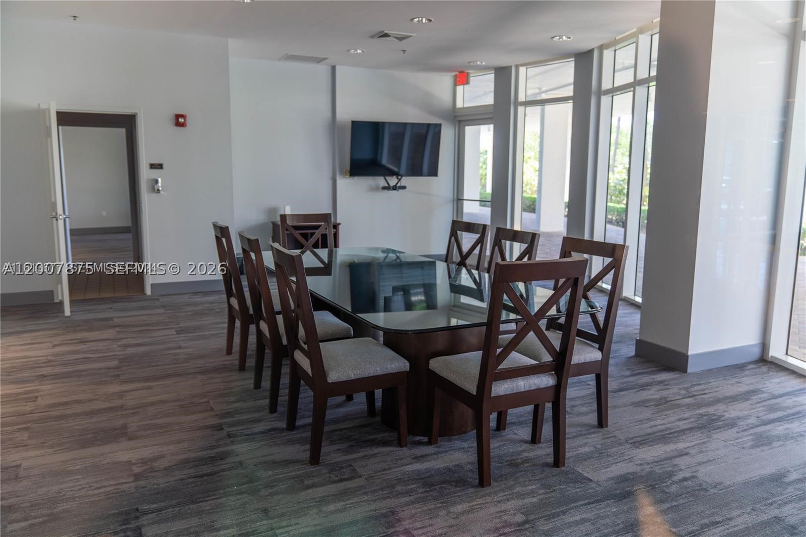 6515 Collins Ave #1609, Miami Beach FL 33141