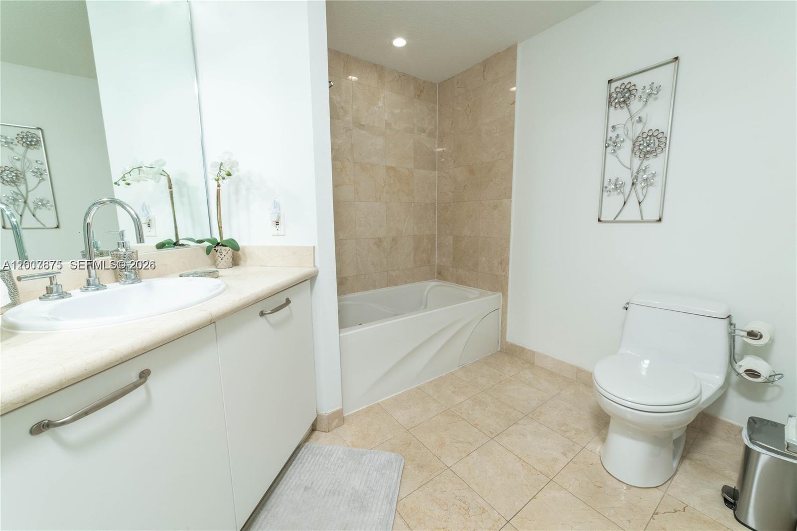 6515 Collins Ave #1609, Miami Beach FL 33141