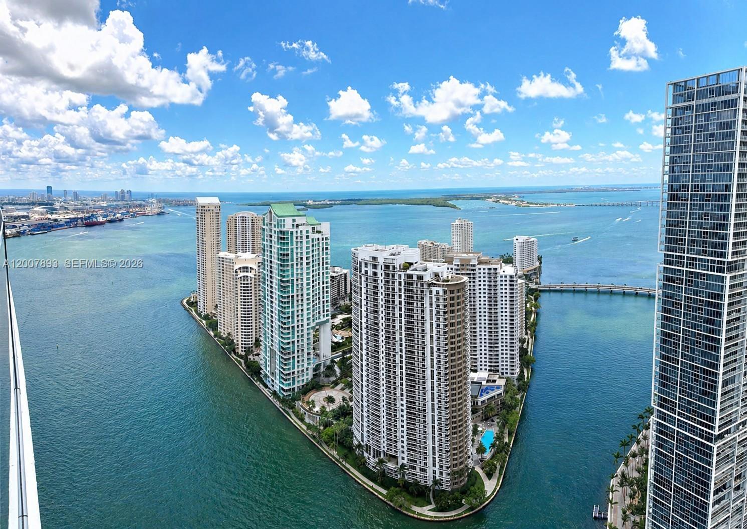 300 Biscayne Boulevard Way #4201E, Miami FL 33131