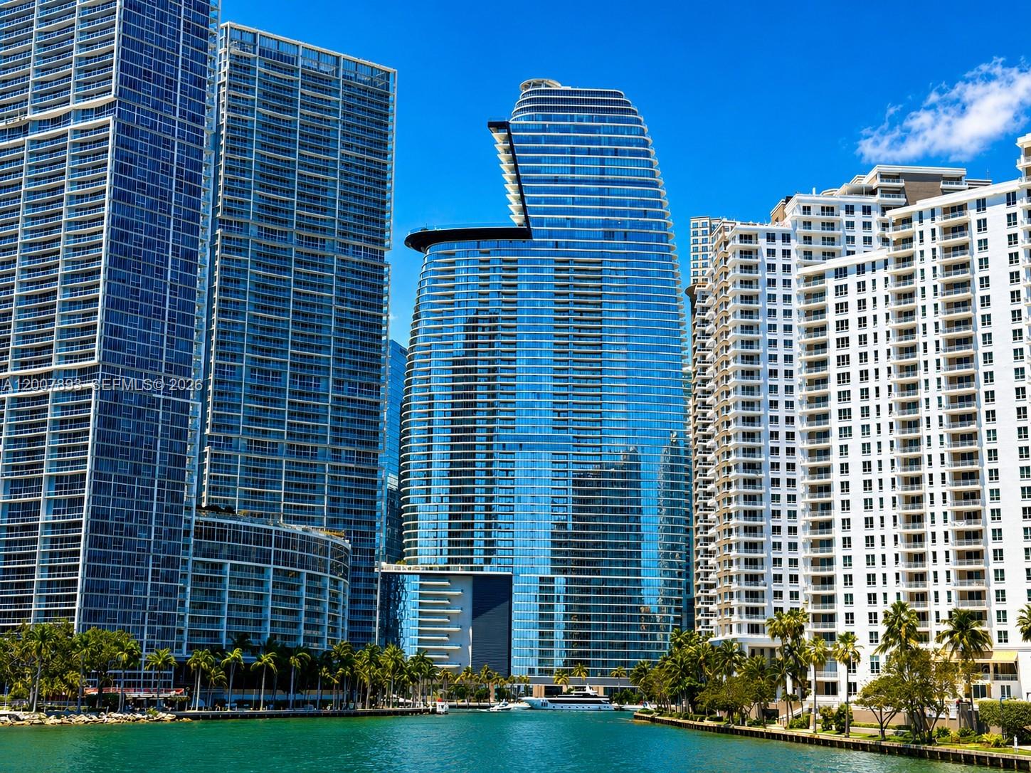 300 Biscayne Boulevard Way #4201E, Miami FL 33131