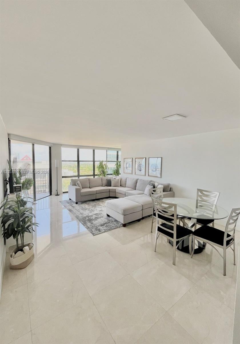 1901 Brickell Ave #B2007, Miami FL 33129