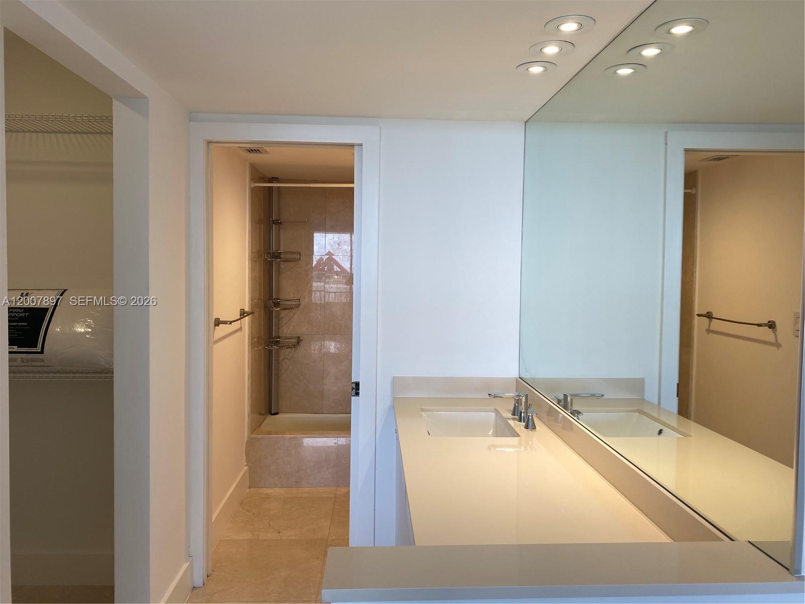 1901 Brickell Ave #B2007, Miami FL 33129