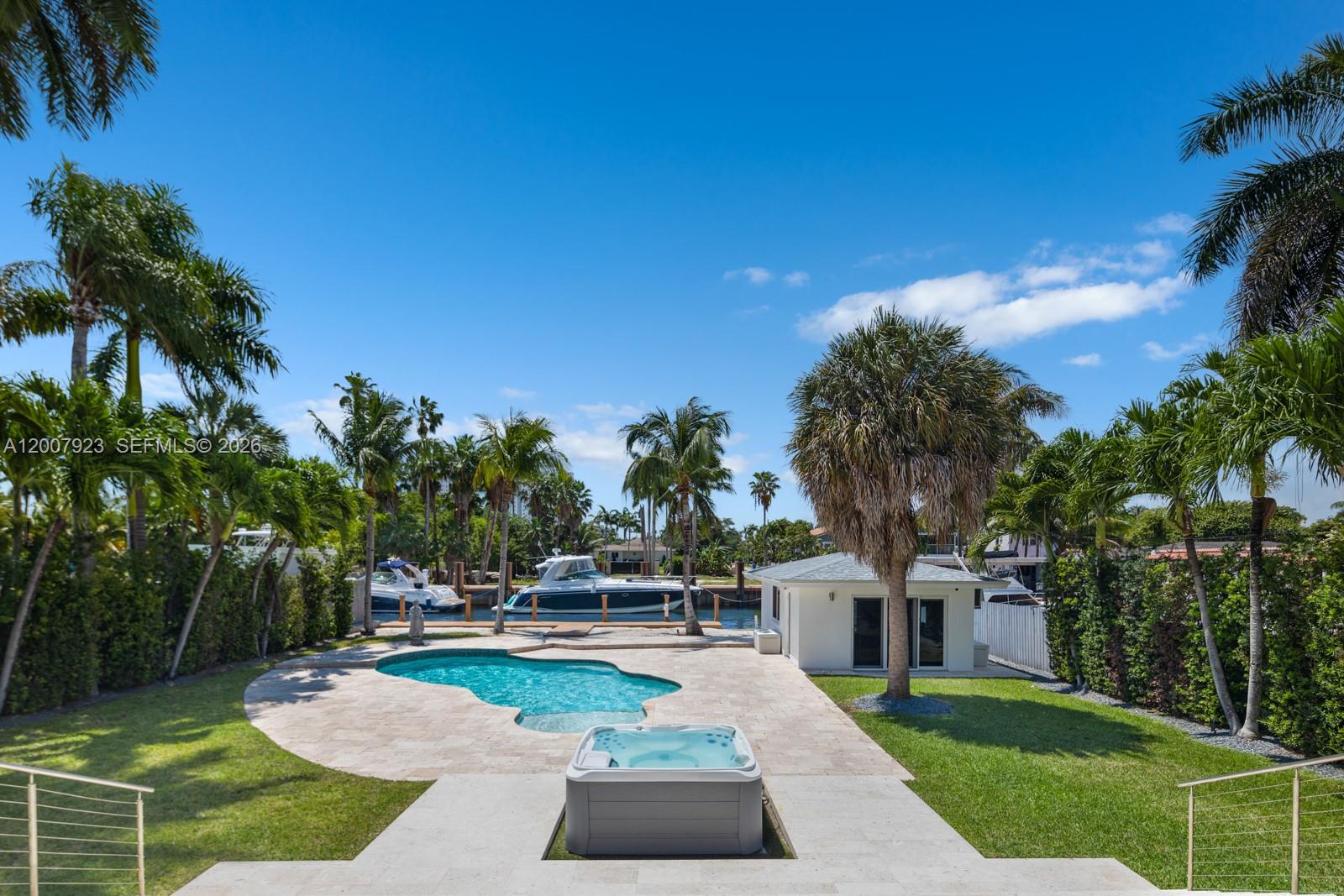 1090 NE 84th St, Miami FL 33138