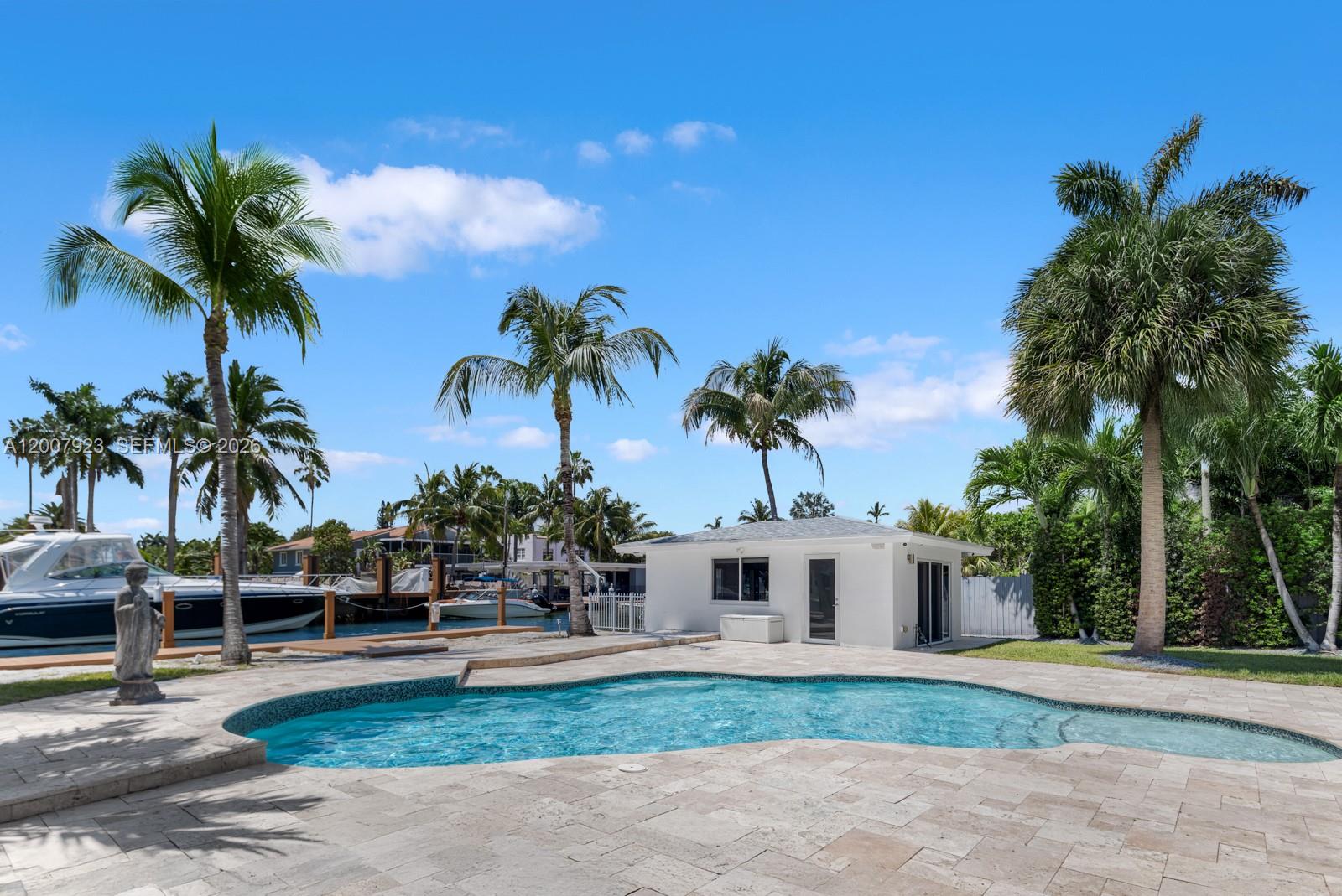 1090 NE 84th St, Miami FL 33138