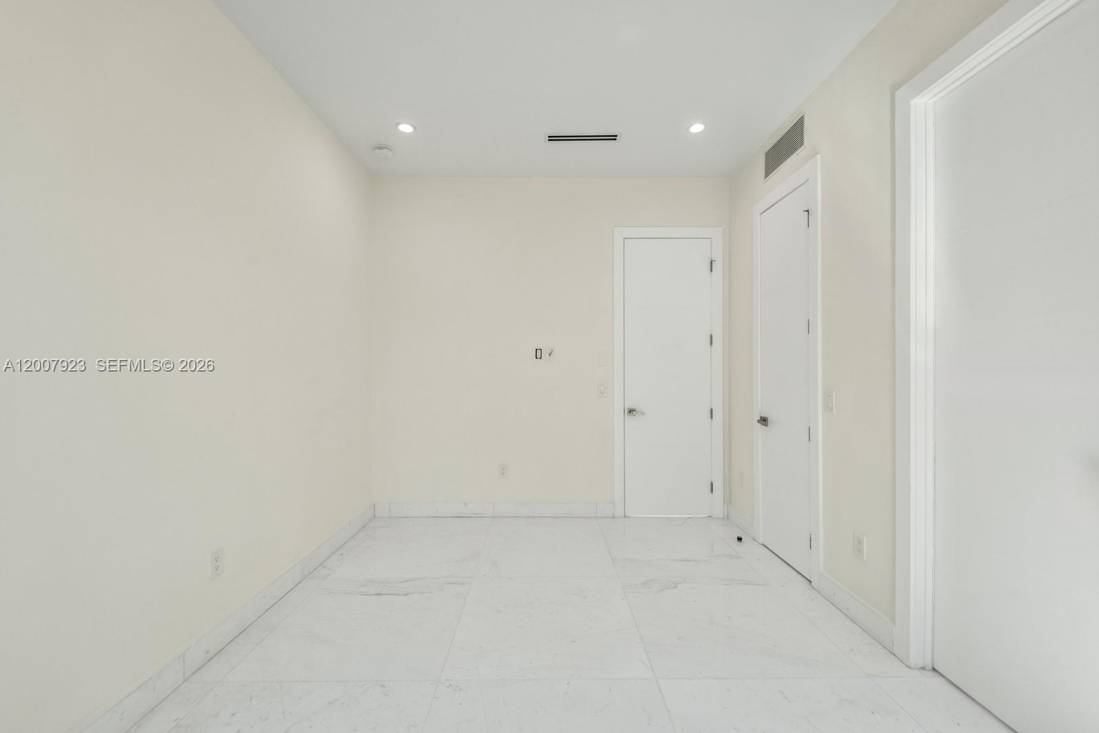1090 NE 84th St, Miami FL 33138
