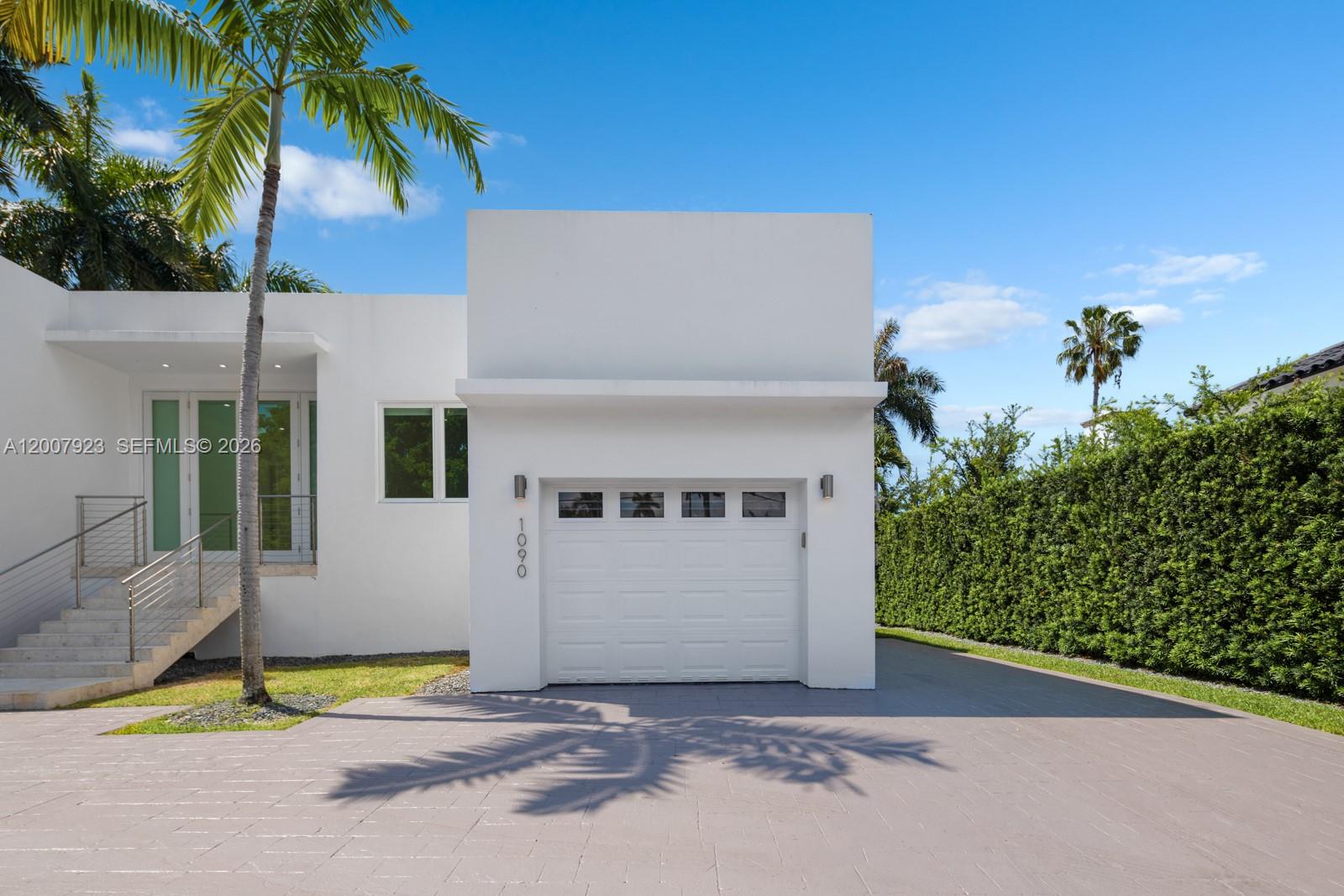 1090 NE 84th St, Miami FL 33138