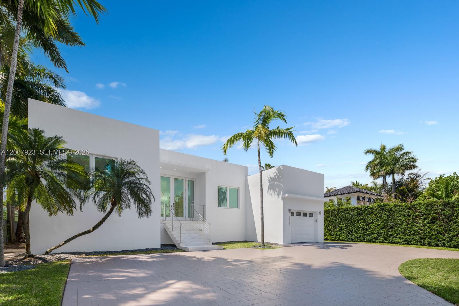 1090 NE 84th St, Miami FL 33138
