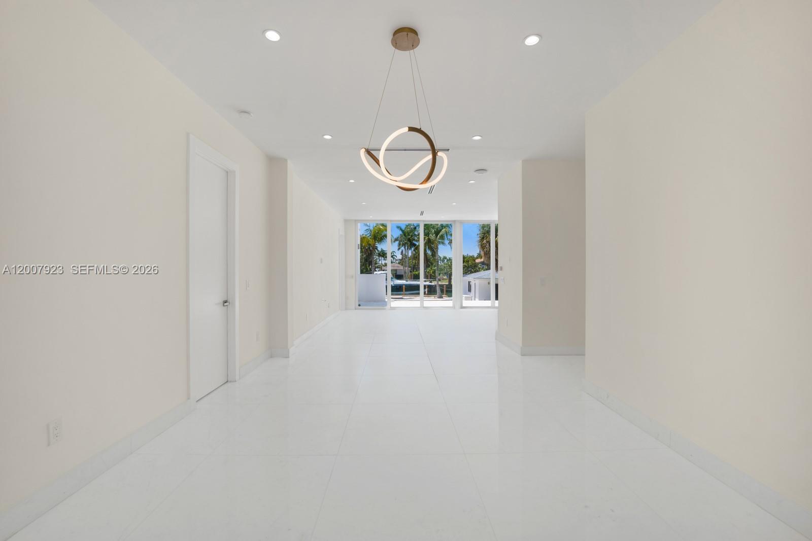 1090 NE 84th St, Miami FL 33138