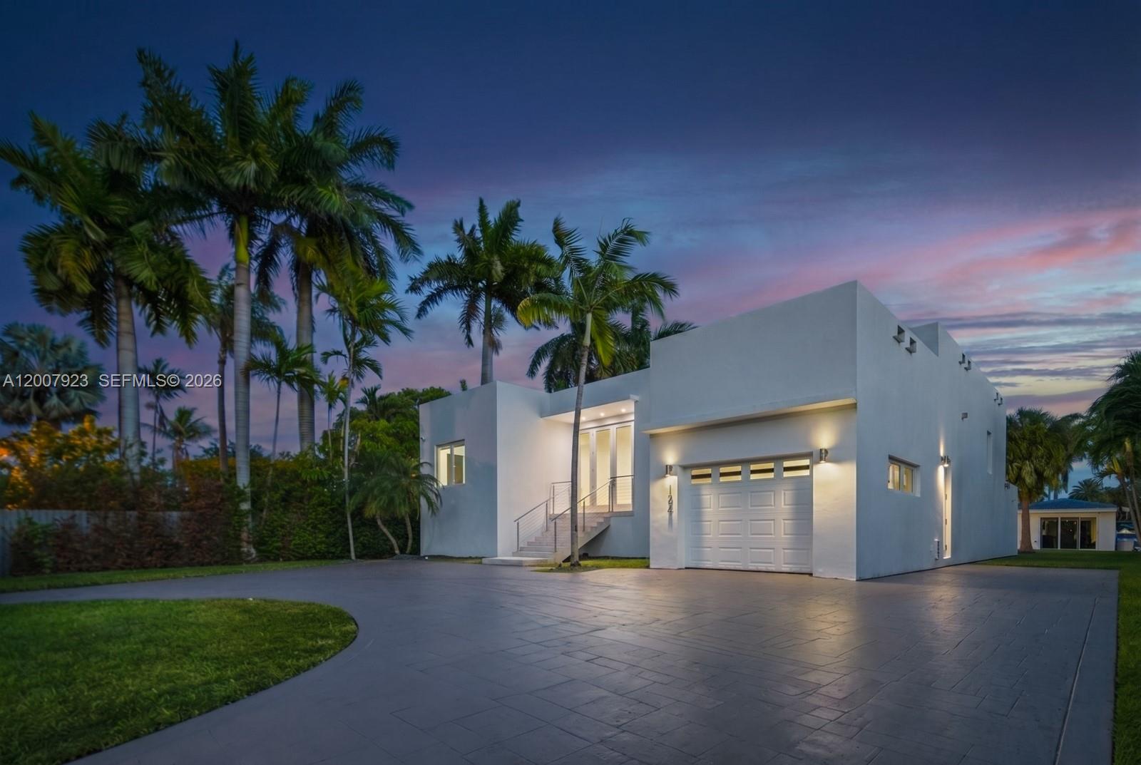 1090 NE 84th St, Miami FL 33138