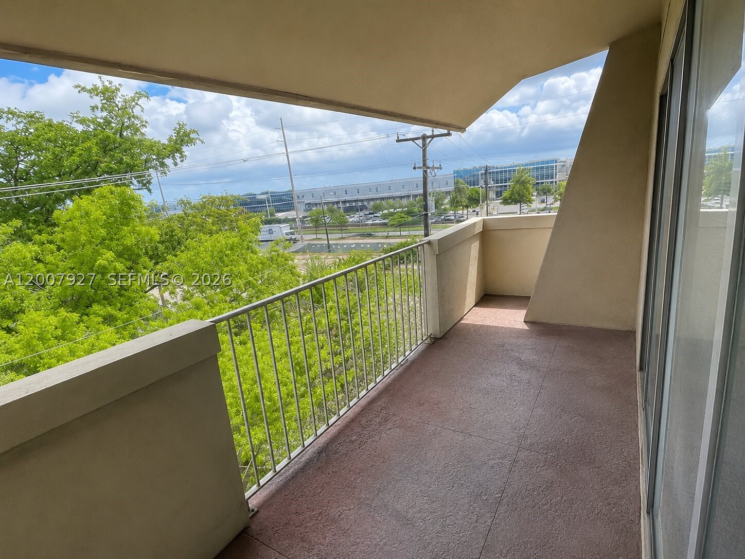680 Miller Dr #W401, Miami Springs FL 33166