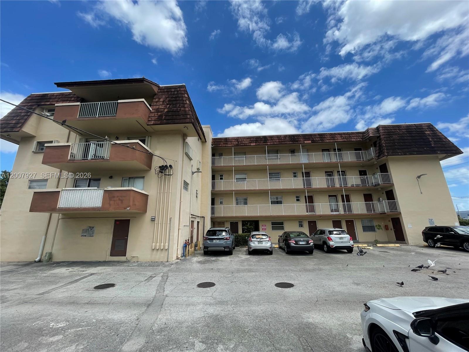 680 Miller Dr #W401, Miami Springs FL 33166