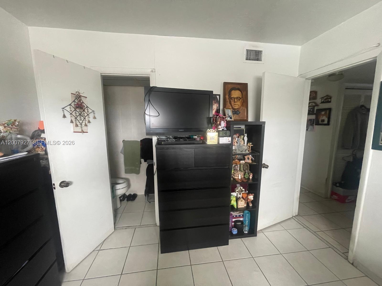 680 Miller Dr #W401, Miami Springs FL 33166