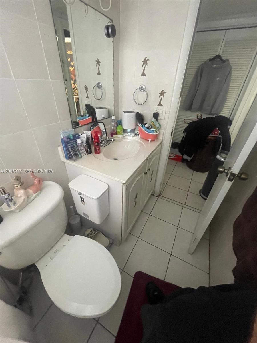 680 Miller Dr #W401, Miami Springs FL 33166