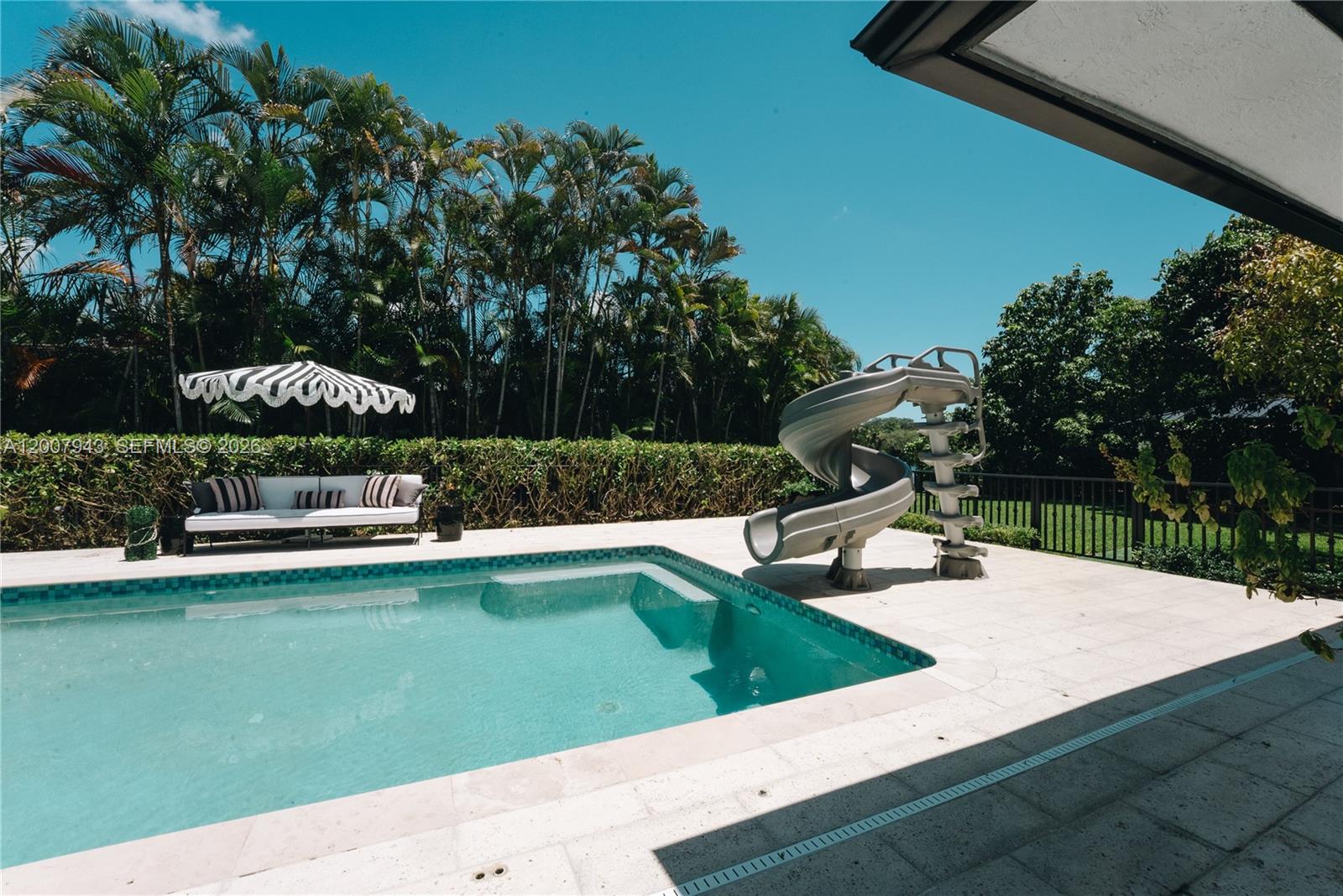 16241 W Troon Cir, Miami Lakes FL 33014