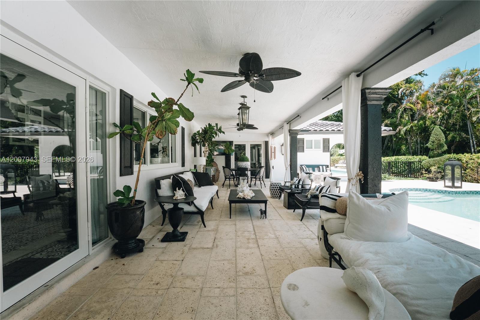 16241 W Troon Cir, Miami Lakes FL 33014