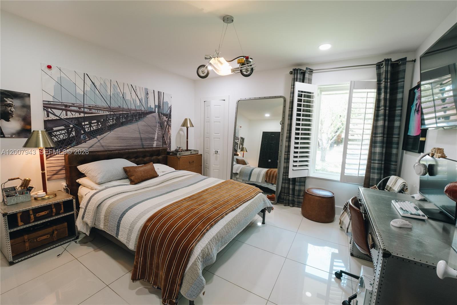 16241 W Troon Cir, Miami Lakes FL 33014