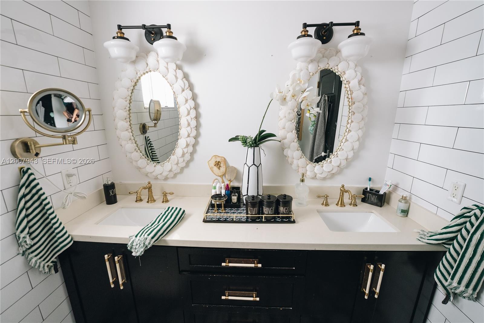16241 W Troon Cir, Miami Lakes FL 33014