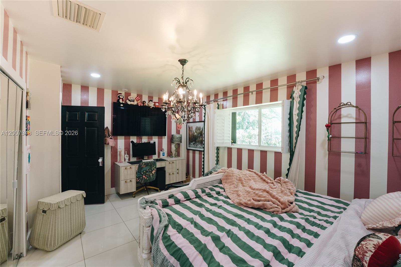 16241 W Troon Cir, Miami Lakes FL 33014