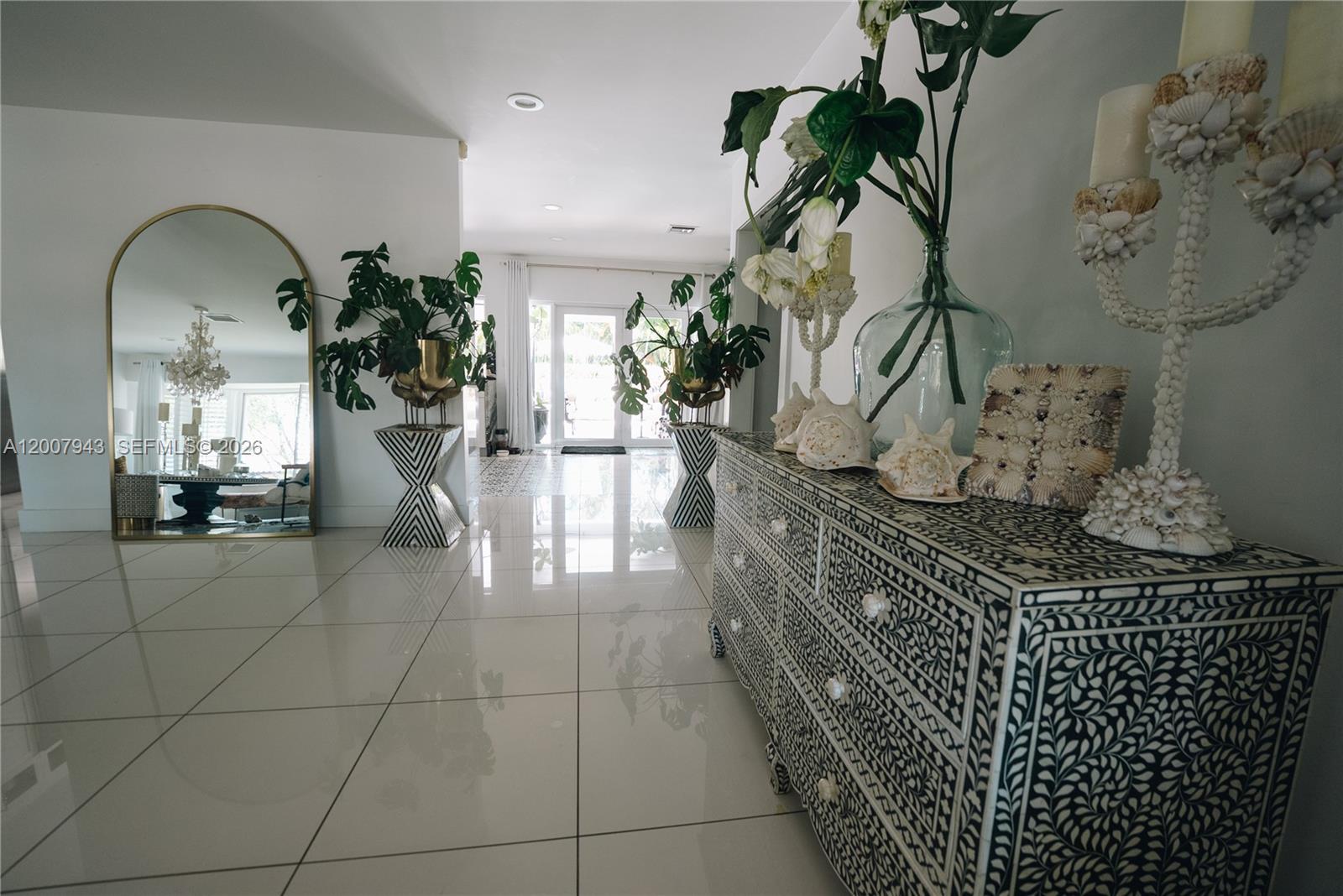 16241 W Troon Cir, Miami Lakes FL 33014