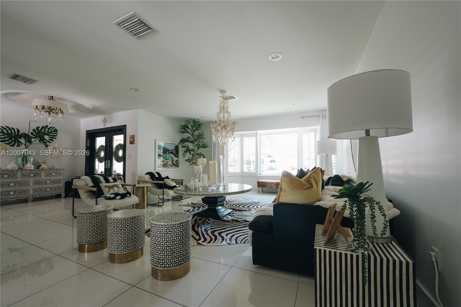 16241 W Troon Cir, Miami Lakes FL 33014