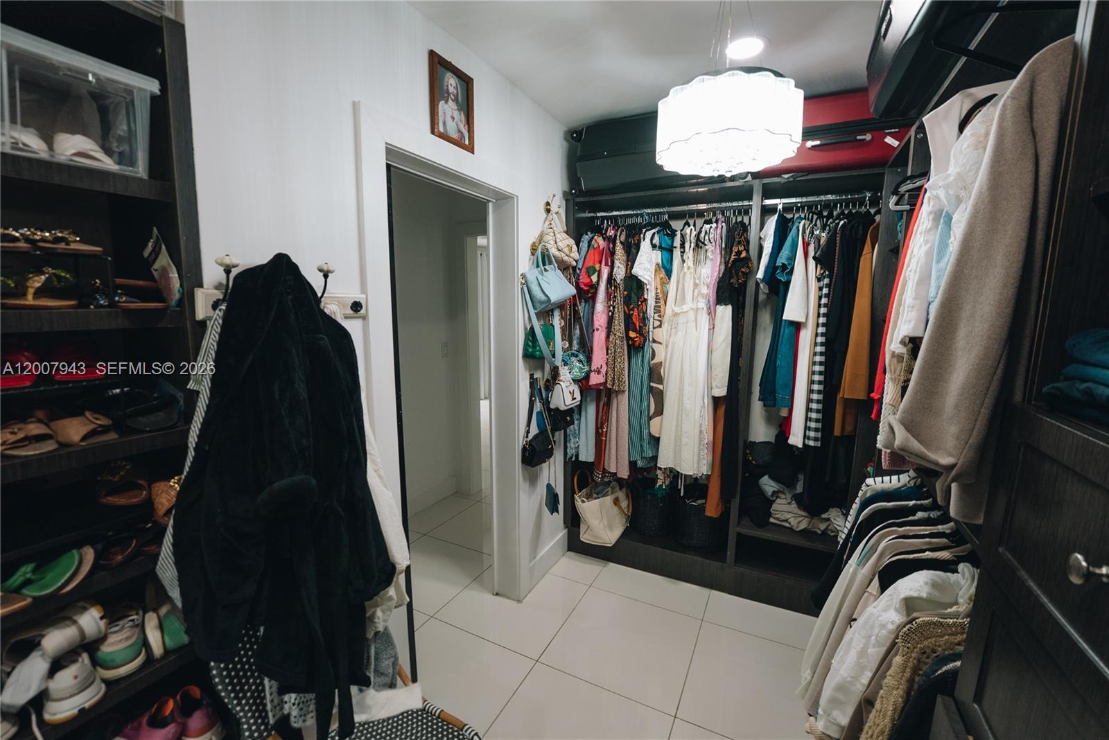 16241 W Troon Cir, Miami Lakes FL 33014
