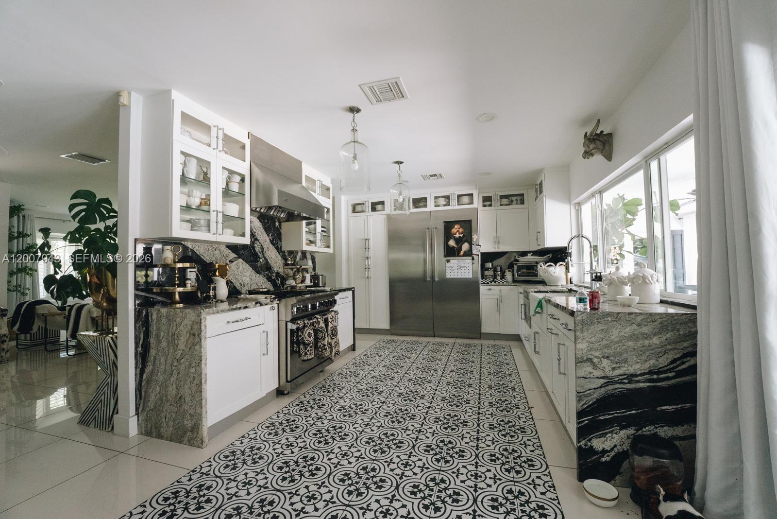16241 W Troon Cir, Miami Lakes FL 33014