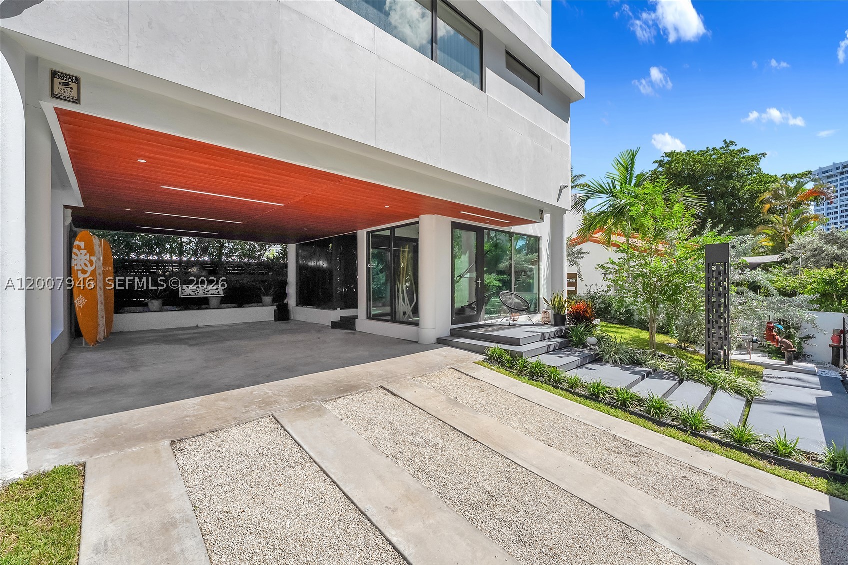 11 Century Ln, Miami Beach FL 33139