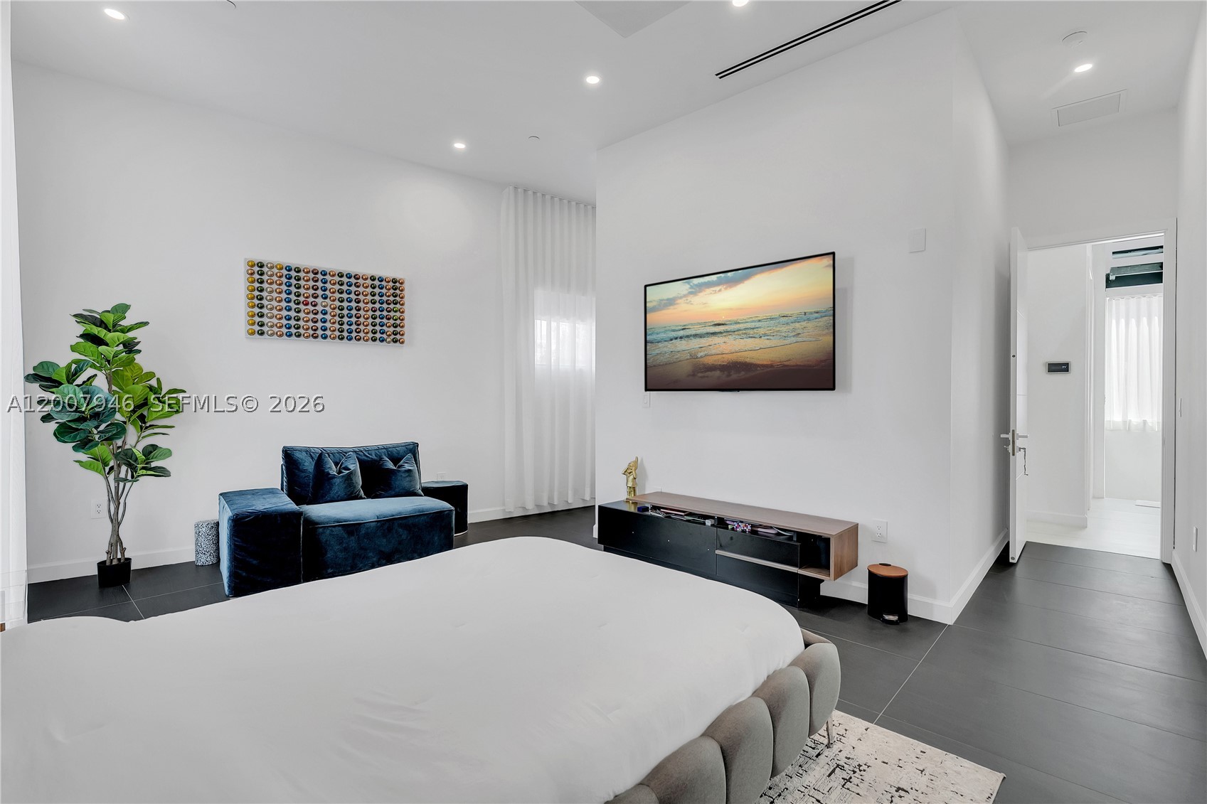 11 Century Ln, Miami Beach FL 33139