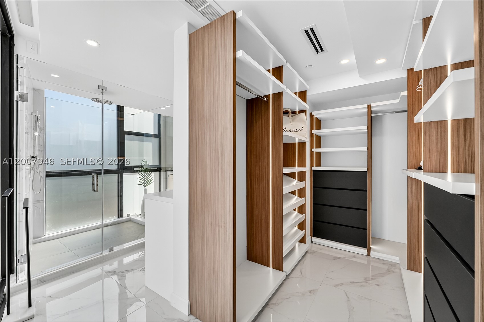 11 Century Ln, Miami Beach FL 33139