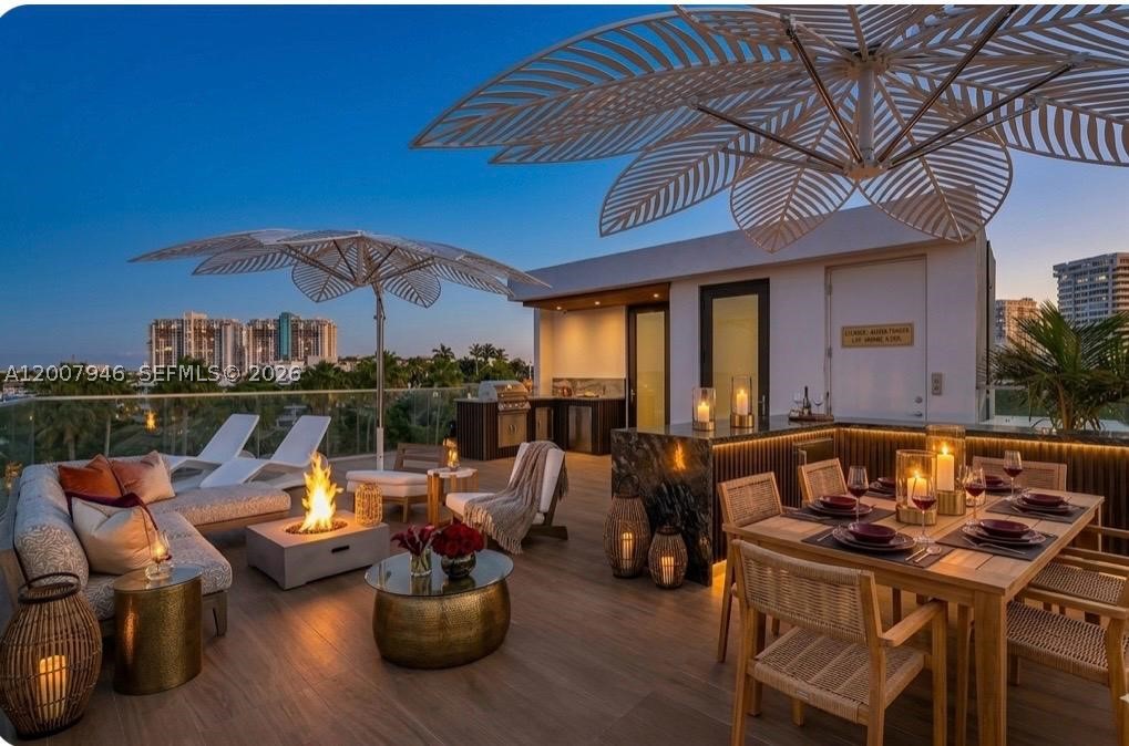 11 Century Ln, Miami Beach FL 33139
