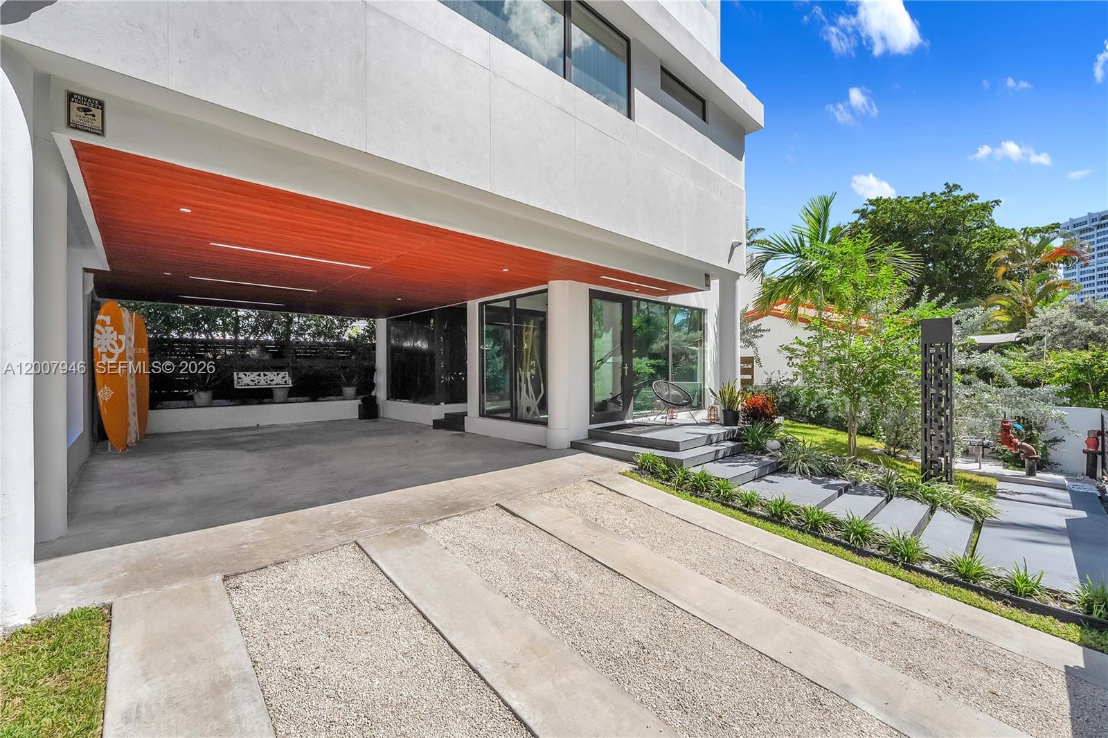 11 Century Ln, Miami Beach FL 33139