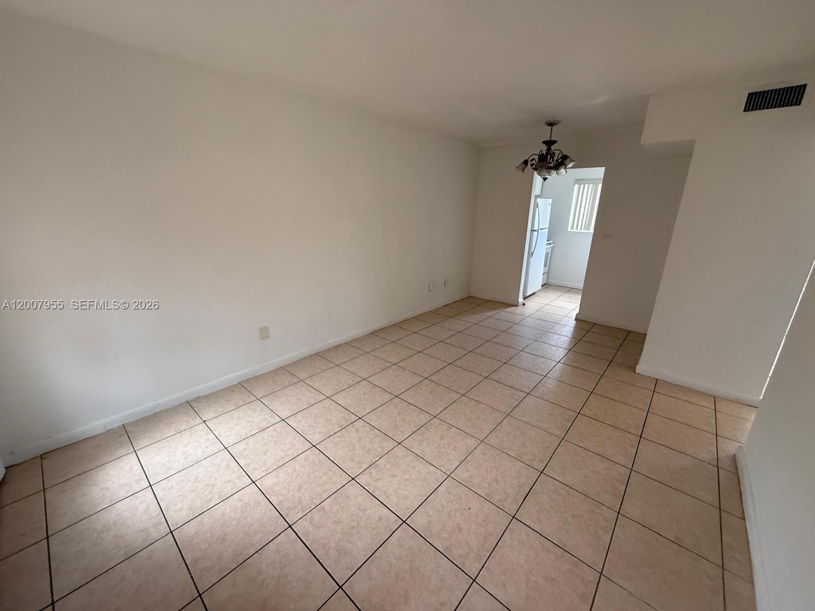 2330 NW 11th St #33, Miami FL 33125