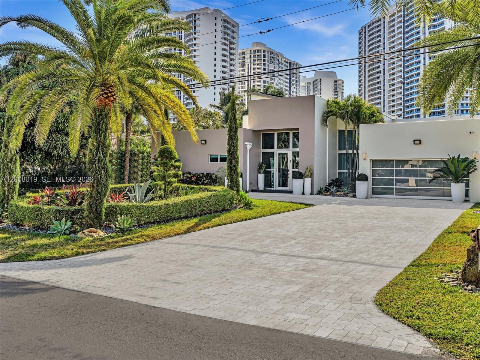 307 Holiday Dr, Hallandale Beach FL 33009