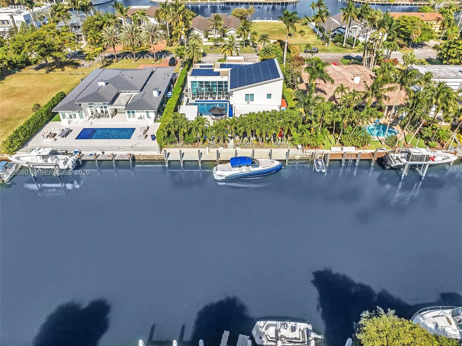 307 Holiday Dr, Hallandale Beach FL 33009