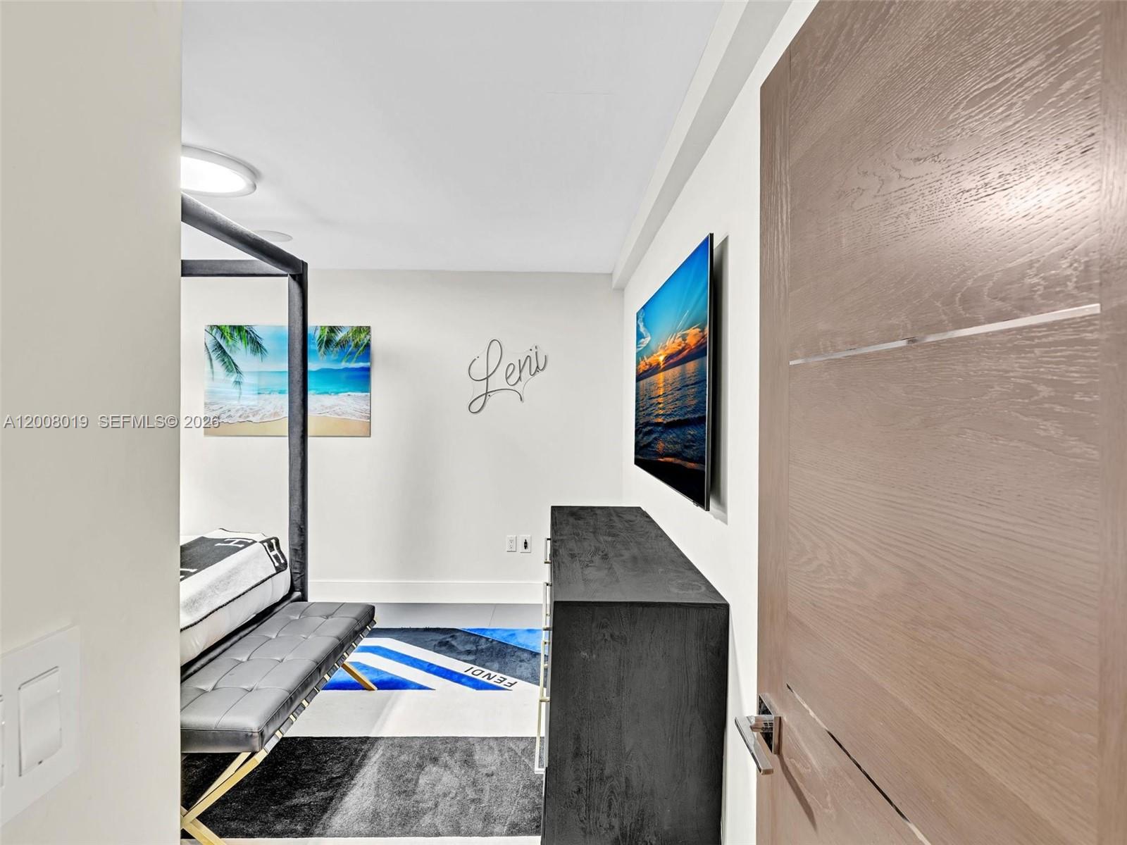 307 Holiday Dr, Hallandale Beach FL 33009