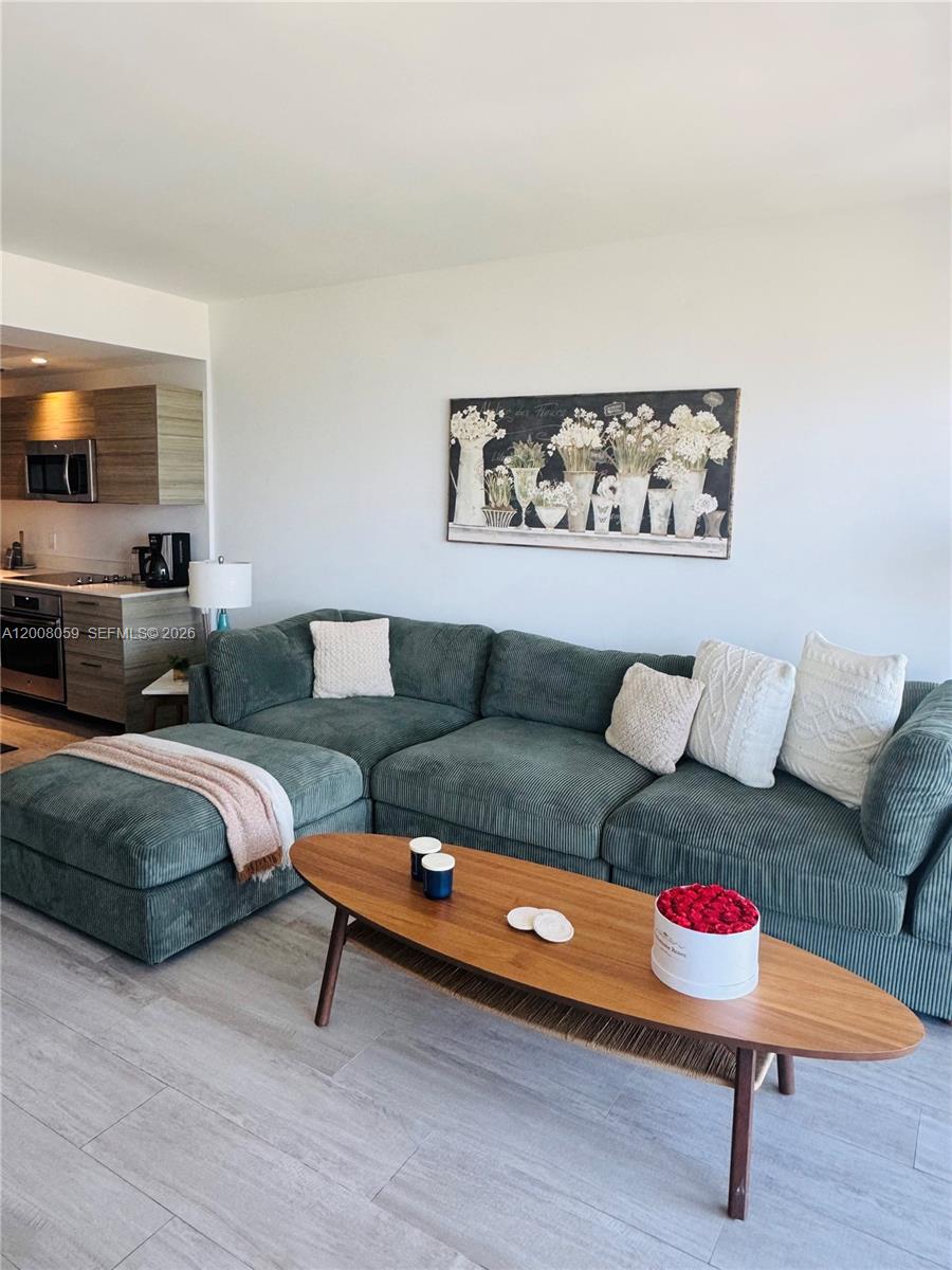 121 NE 34th St #2705, Miami FL 33137
