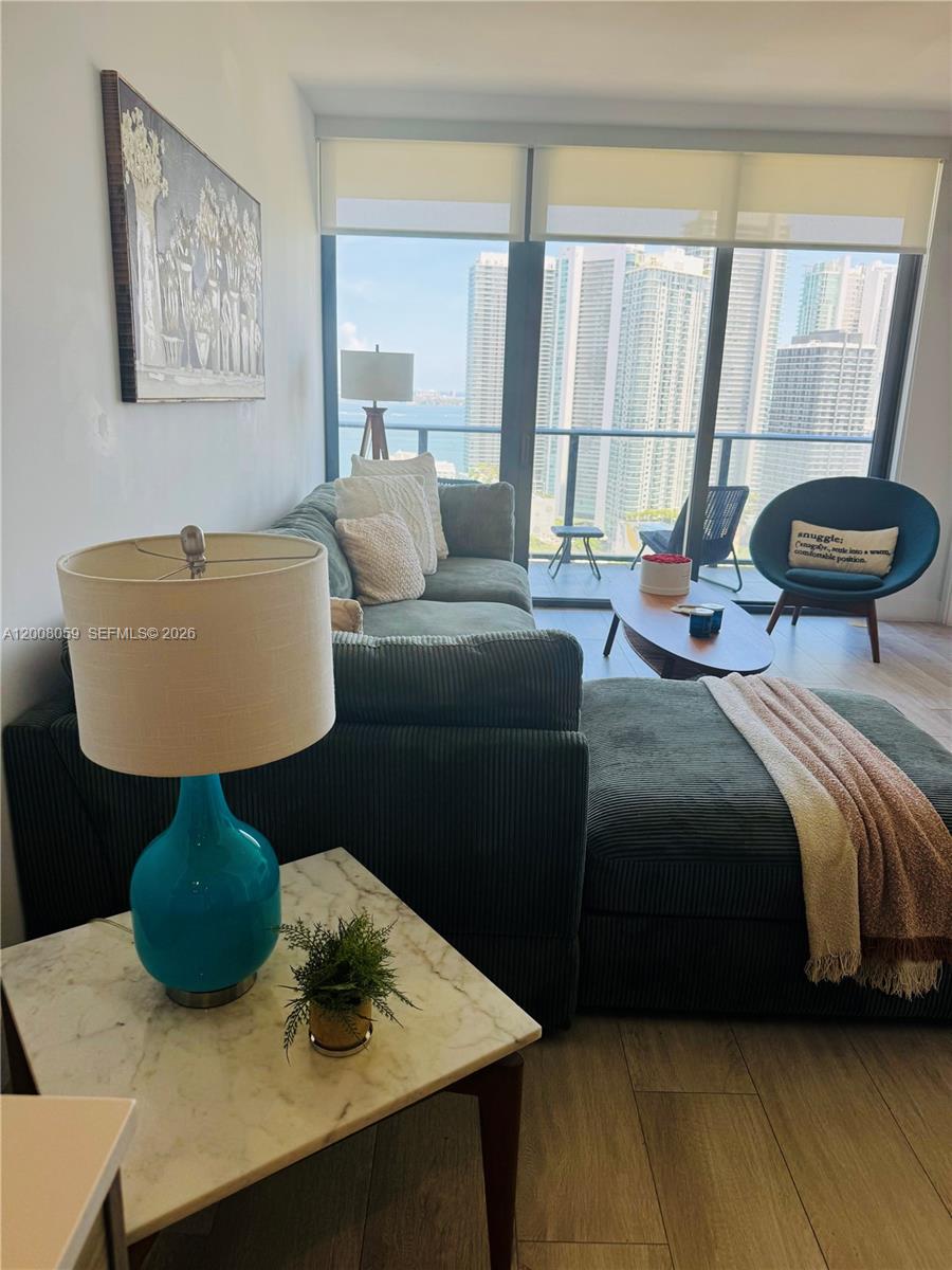 121 NE 34th St #2705, Miami FL 33137