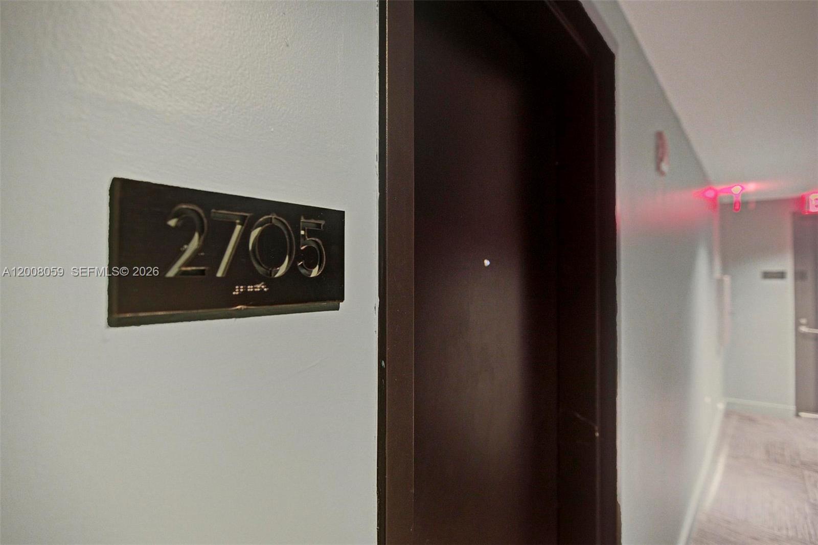 121 NE 34th St #2705, Miami FL 33137