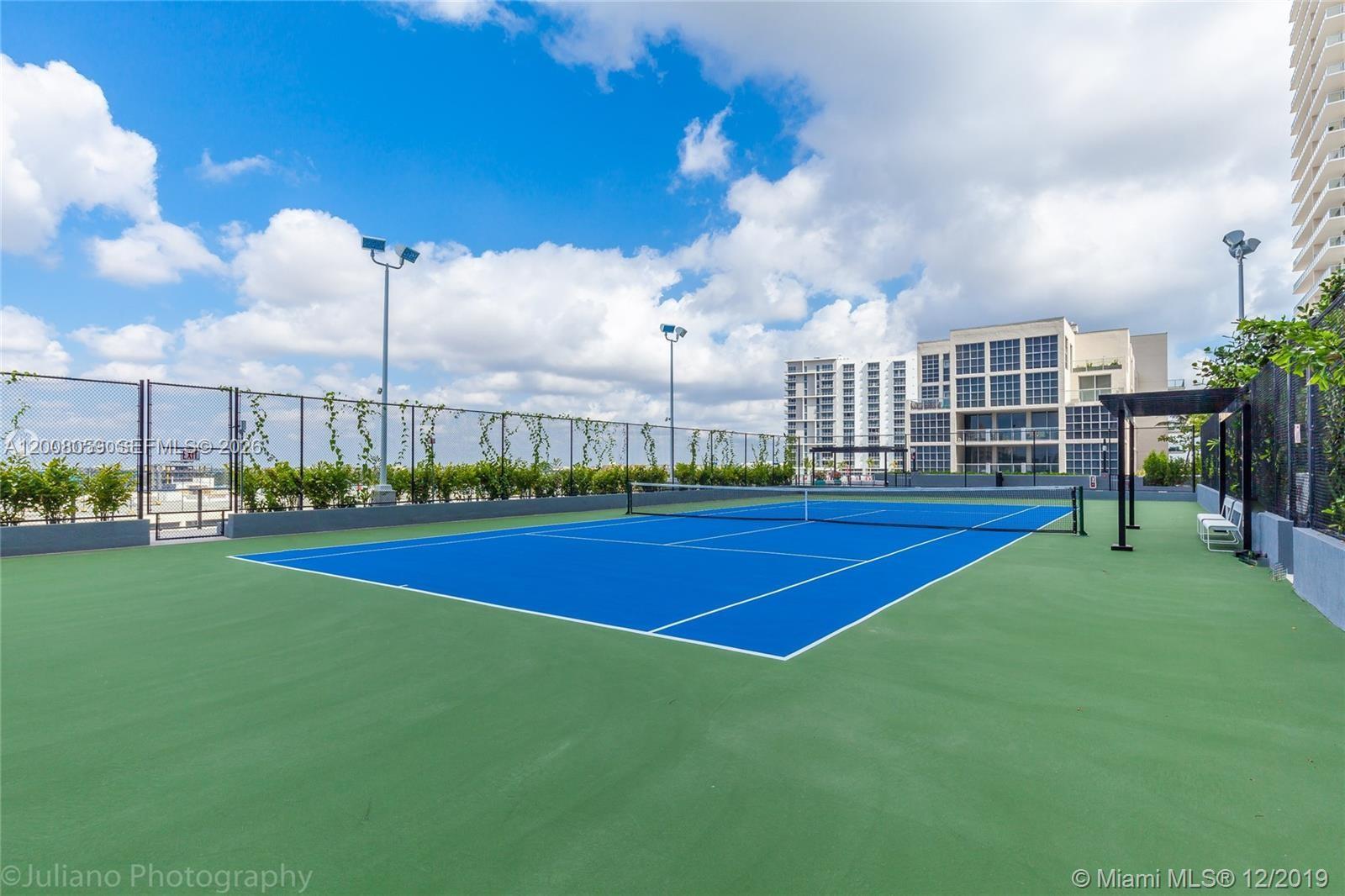 121 NE 34th St #2705, Miami FL 33137