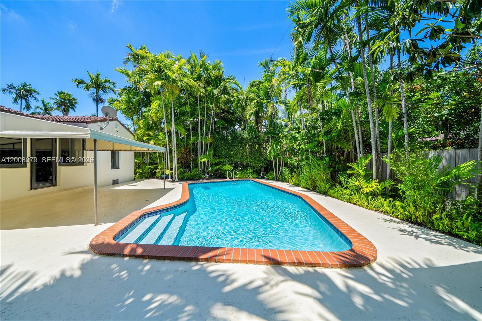739 Lakeview Dr, Miami Beach FL 33140