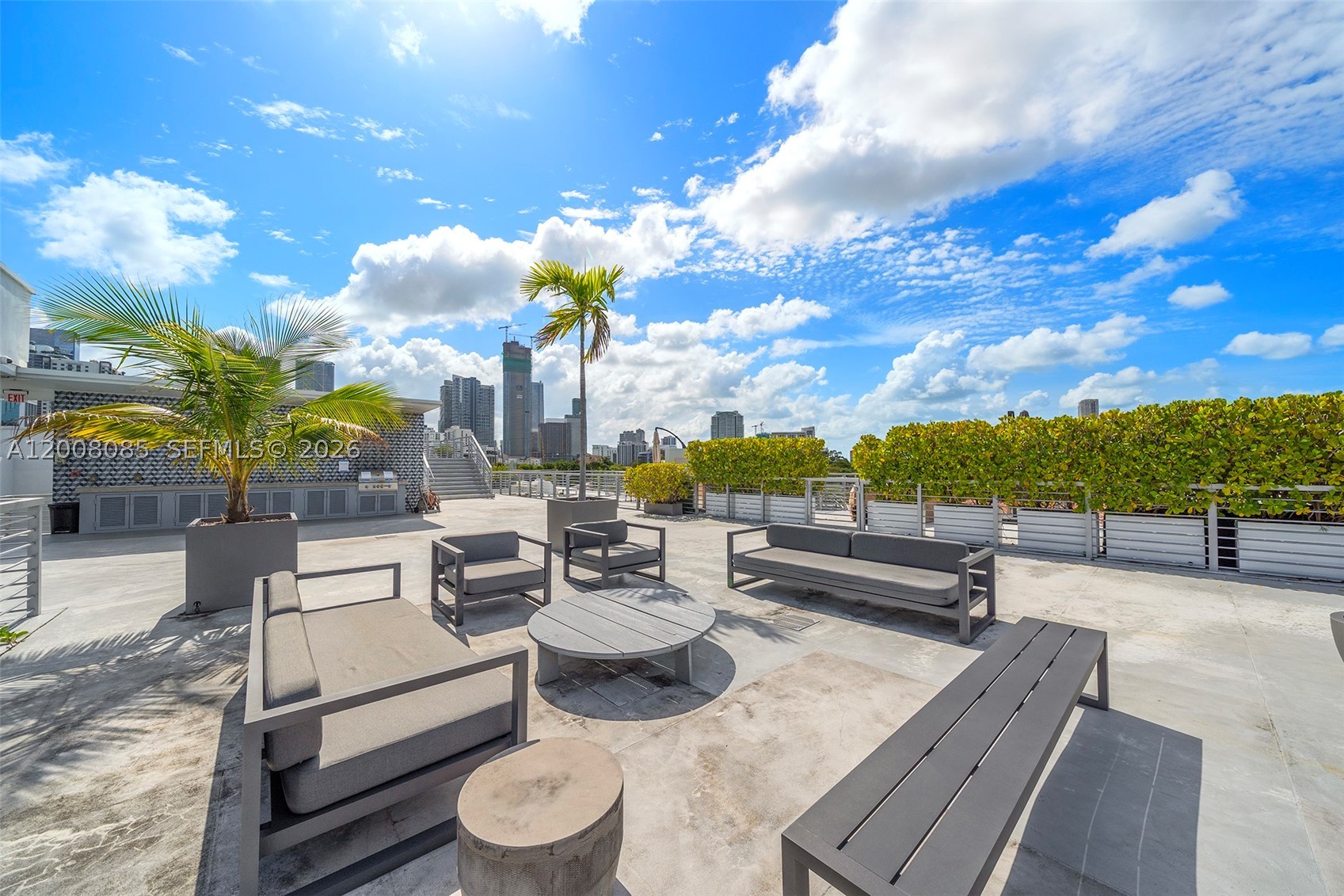 545 SW 11th St #208, Miami FL 33129