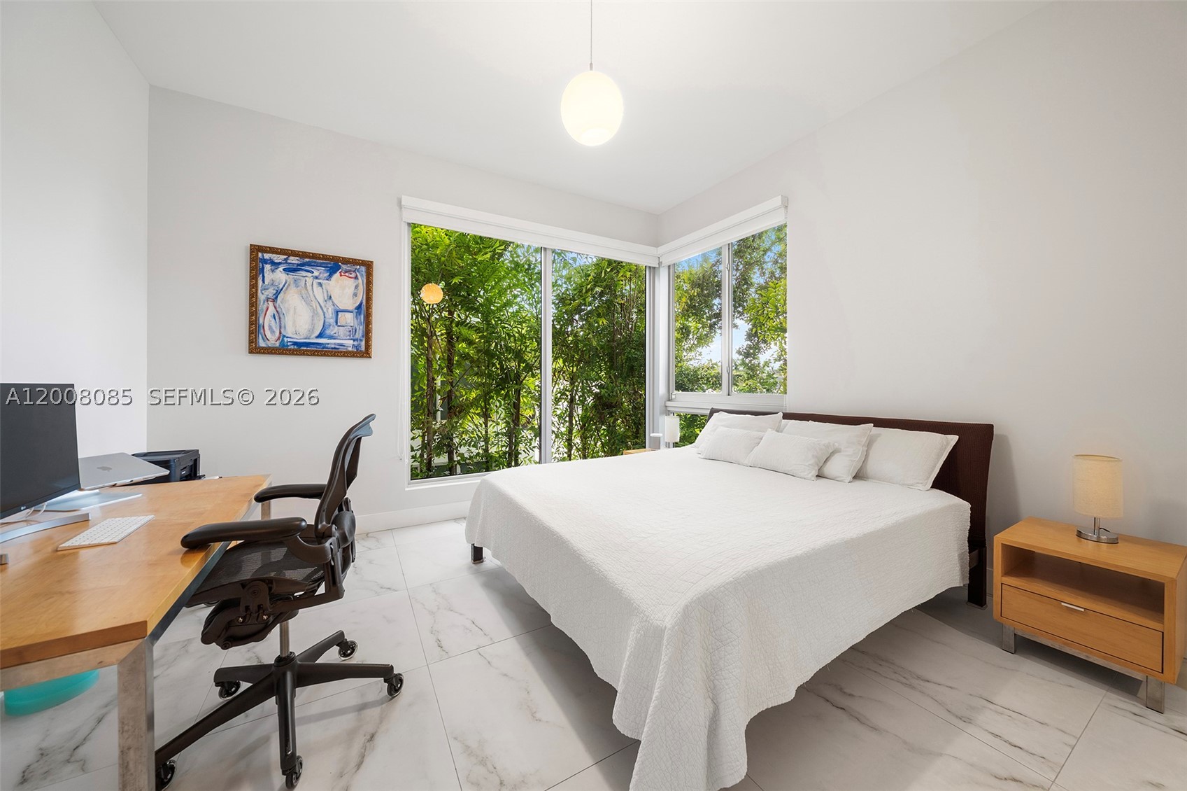 545 SW 11th St #208, Miami FL 33129