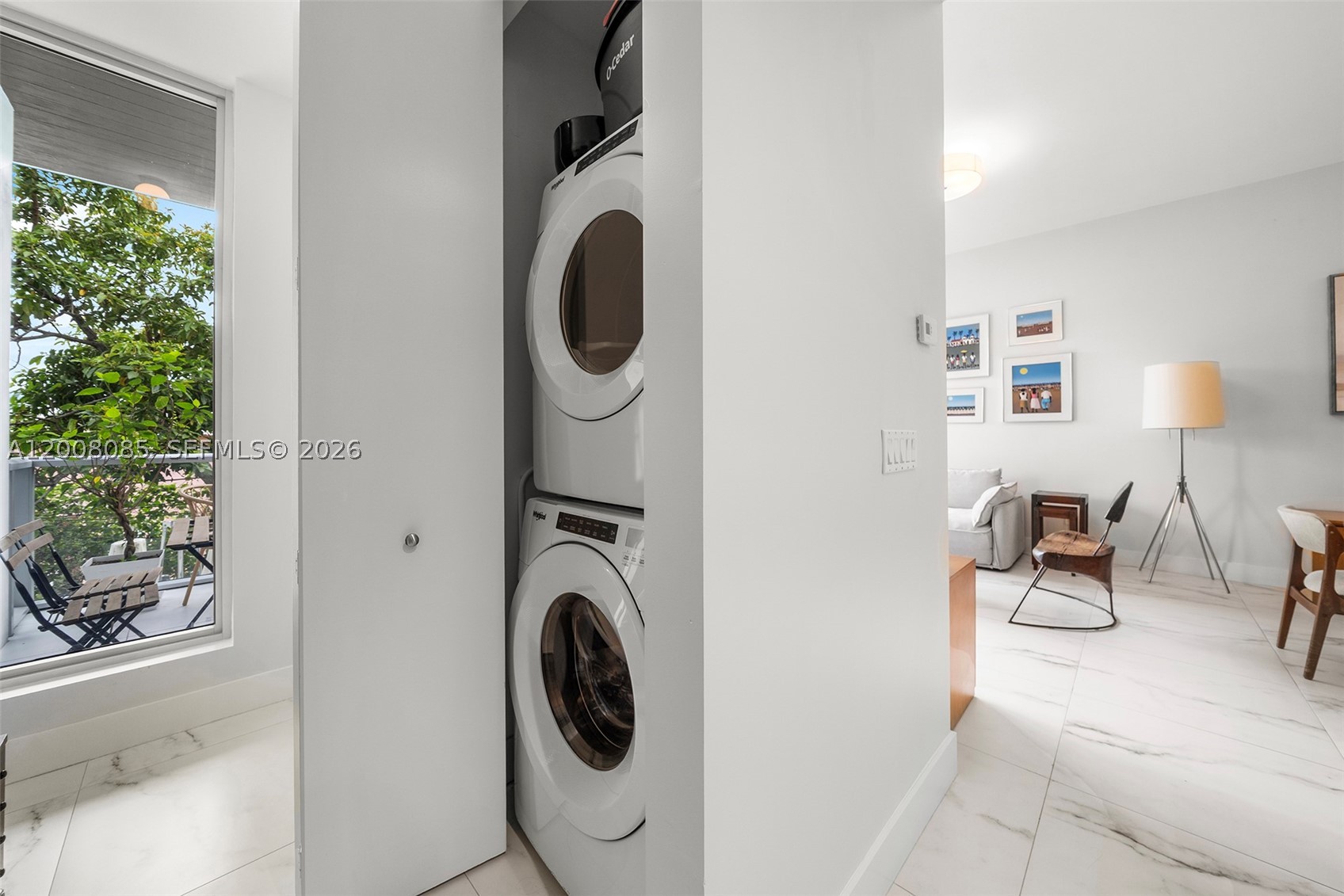 545 SW 11th St #208, Miami FL 33129