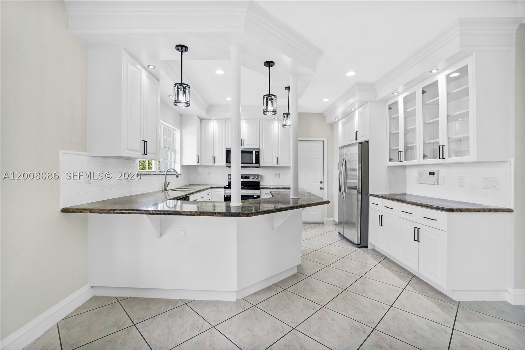 2850 NW 5th St, Miami FL 33125