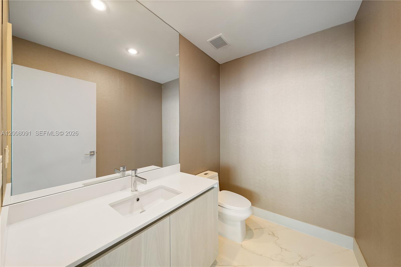3131 NE 7th Ave #PH5202, Miami FL 33137