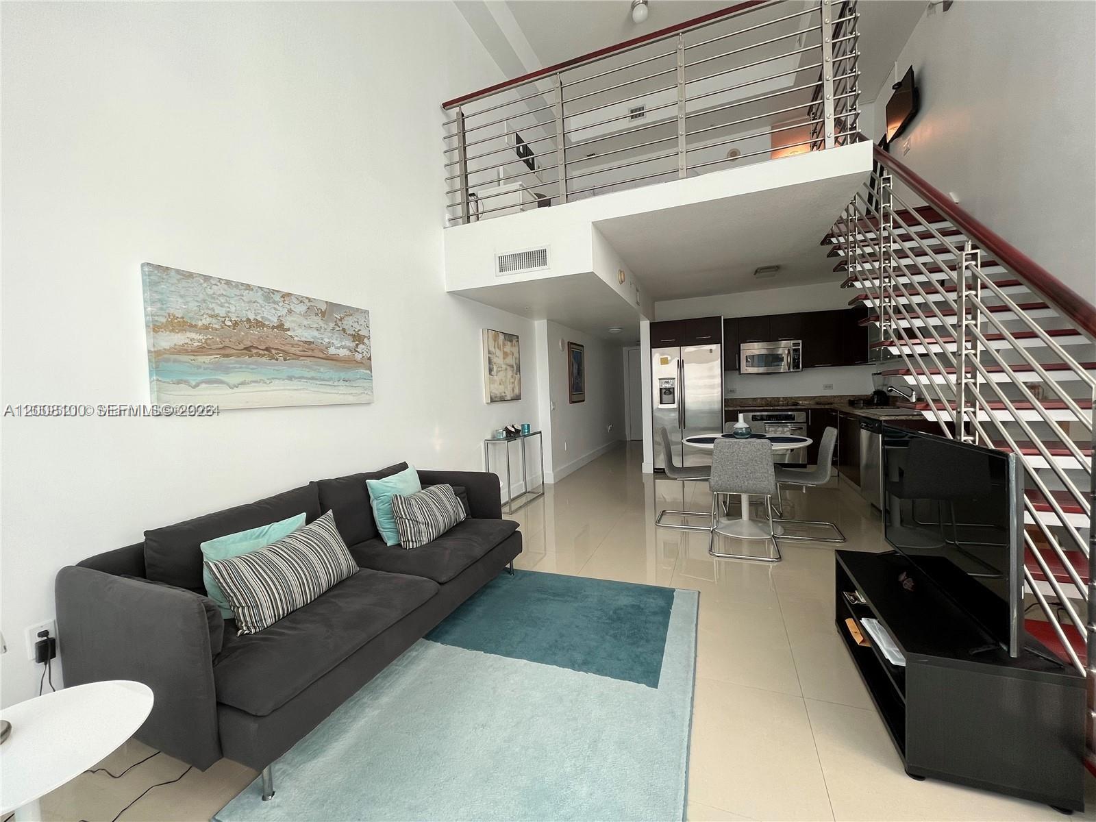 41 SE 5th St #504, Miami FL 33131