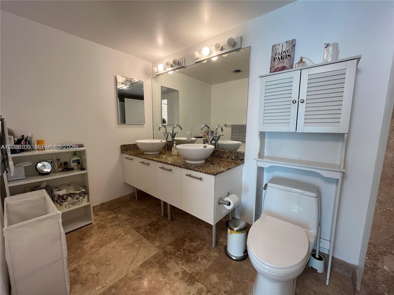 41 SE 5th St #504, Miami FL 33131