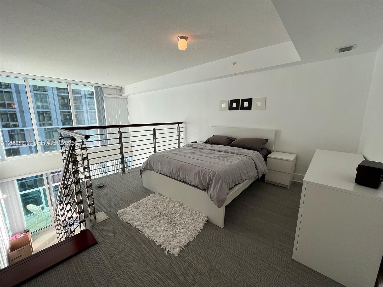 41 SE 5th St #504, Miami FL 33131