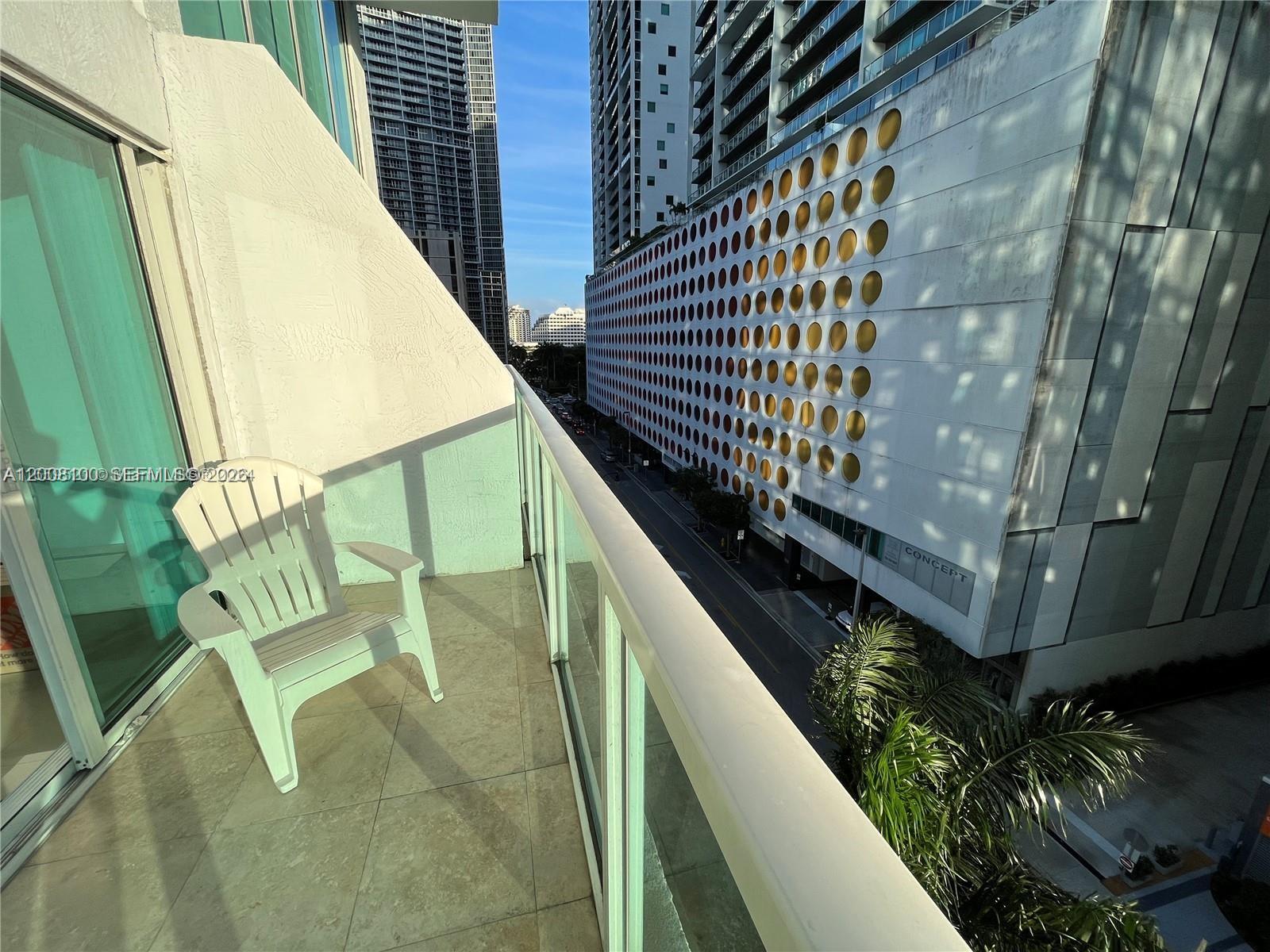 41 SE 5th St #504, Miami FL 33131